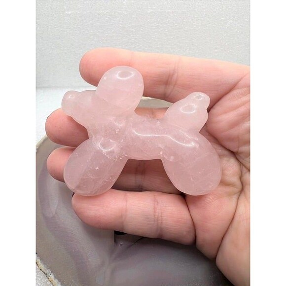 Rose Quartz Balloon Dog Carving - Picture 4 of 6
